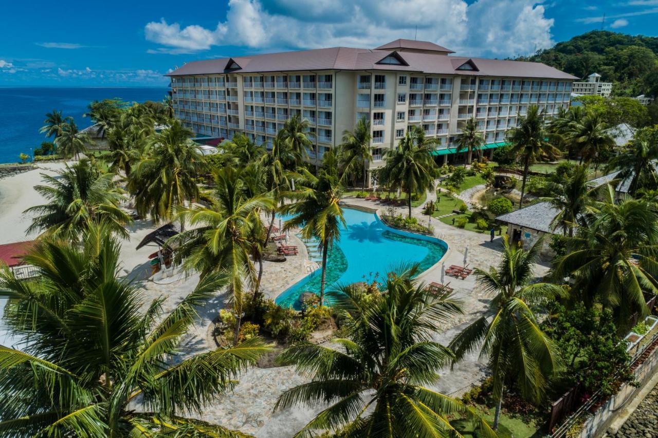 Palau Royal Resort Koror Exteriör bild