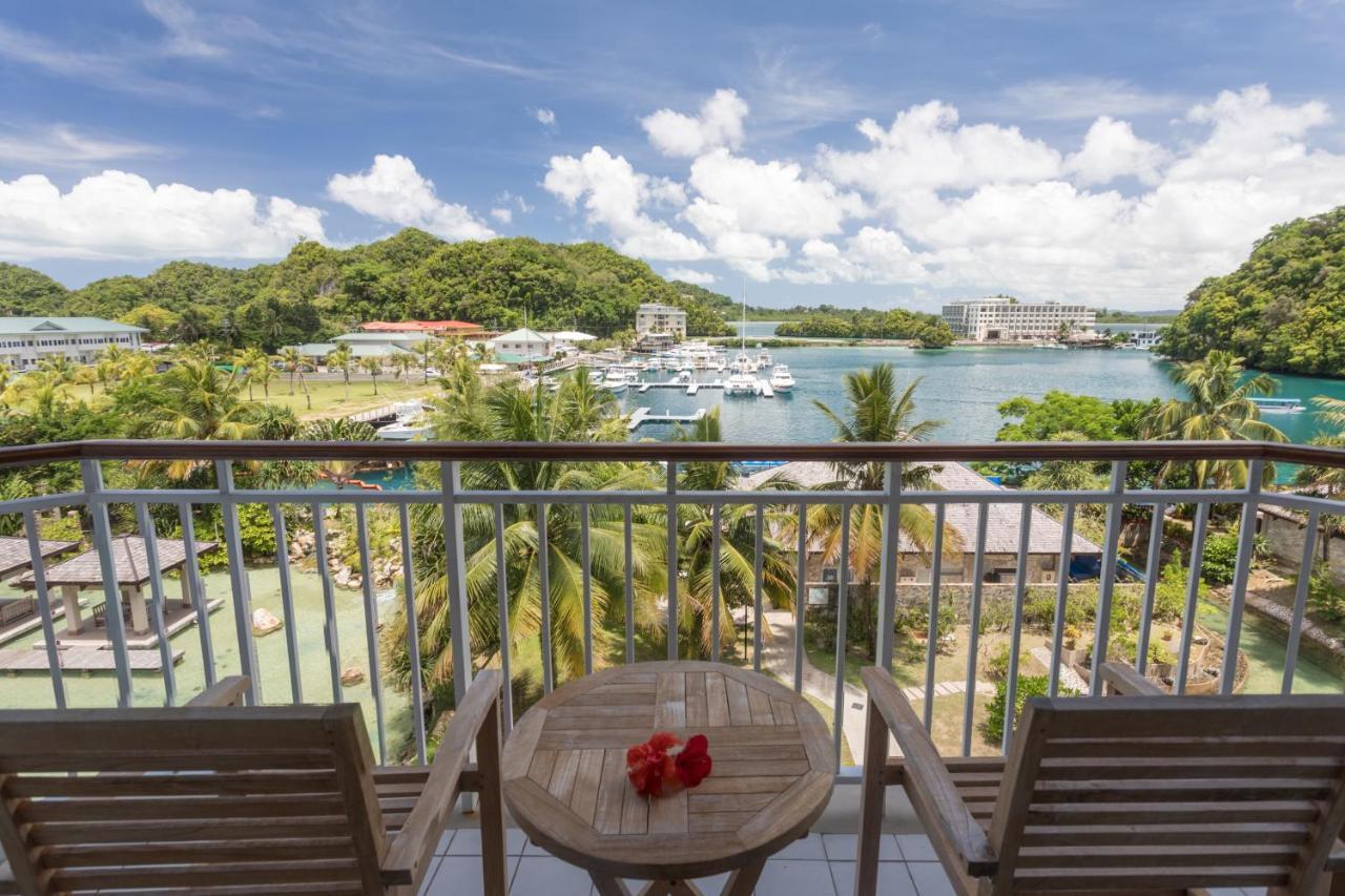 Palau Royal Resort Koror Exteriör bild