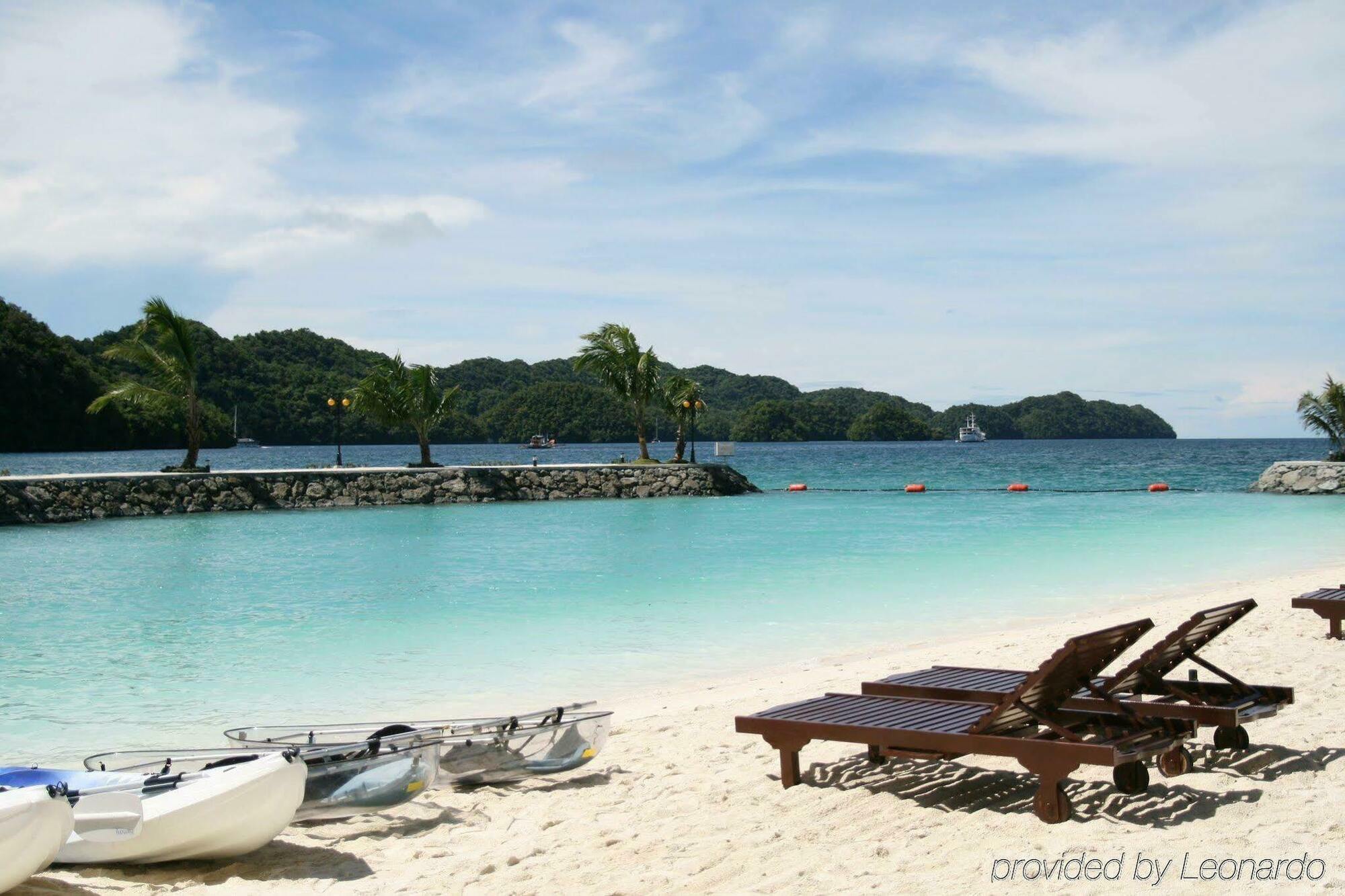 Palau Royal Resort Koror Exteriör bild